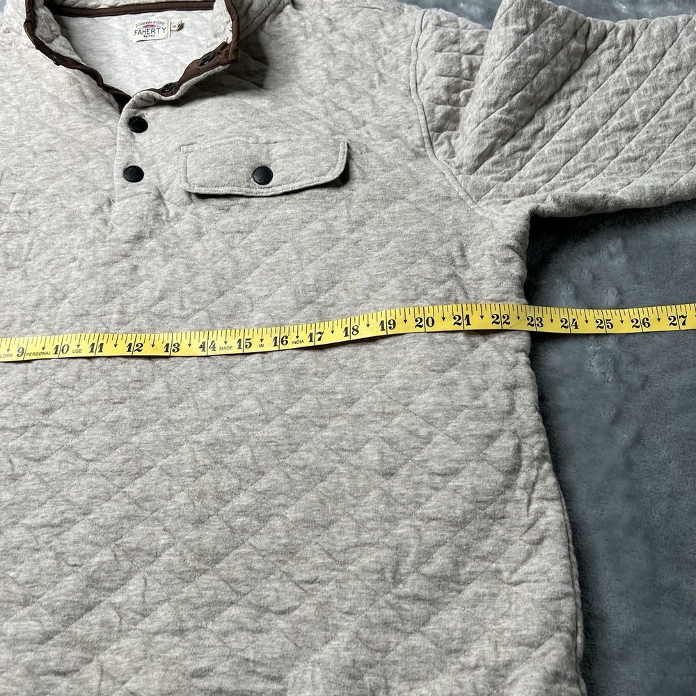 Faherty Sweater Men Size XL Beige Epic Quilted Fleece Quarter Snap Pullover - Picture 3 of 6